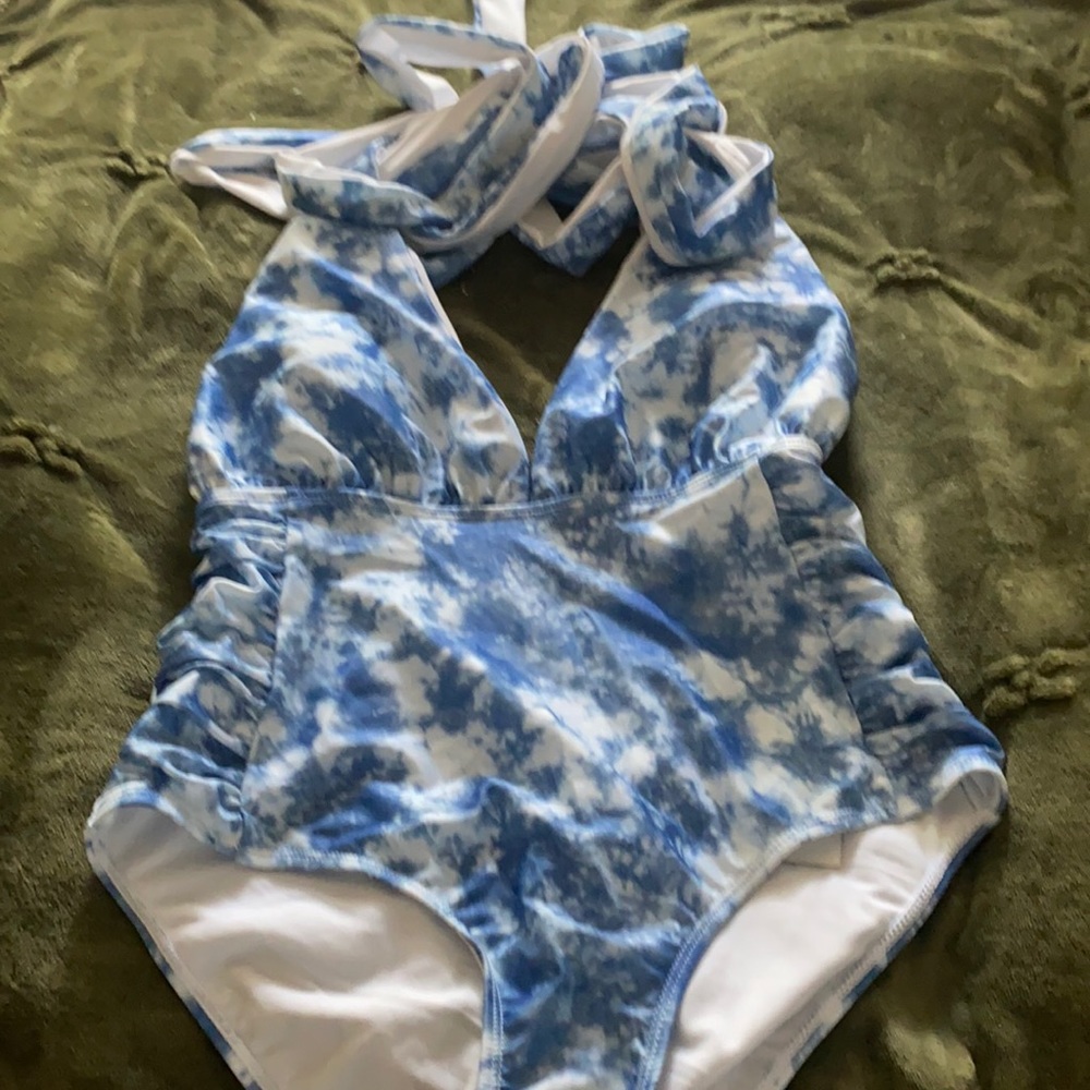 Women’s Swimsuit Nicole Miller